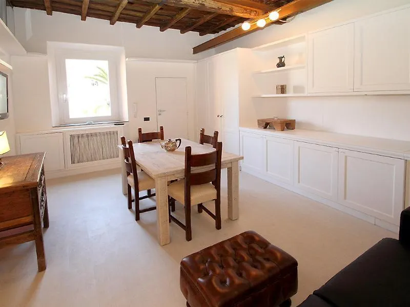 Apartment Lhp Suite Roma Trastevere