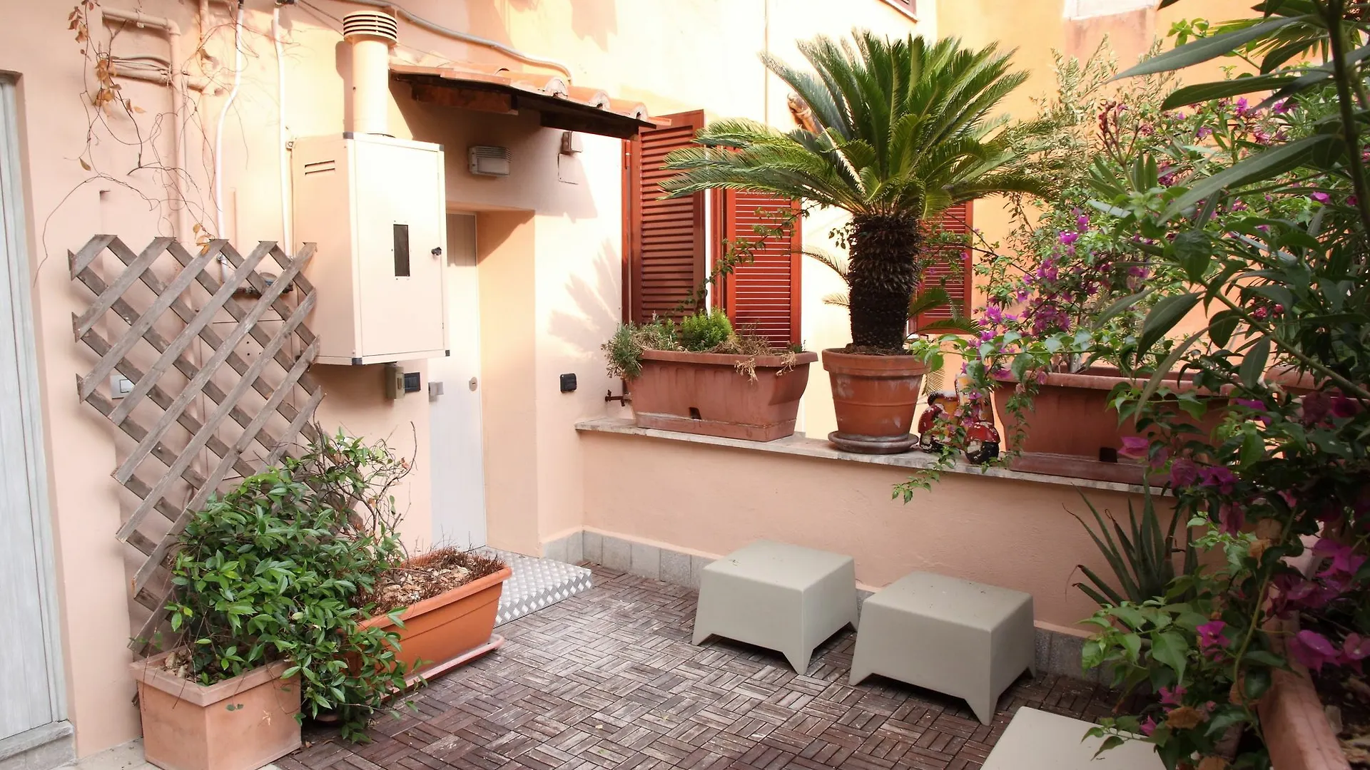 Lhp Suite Roma Trastevere 0*, Rome Italy